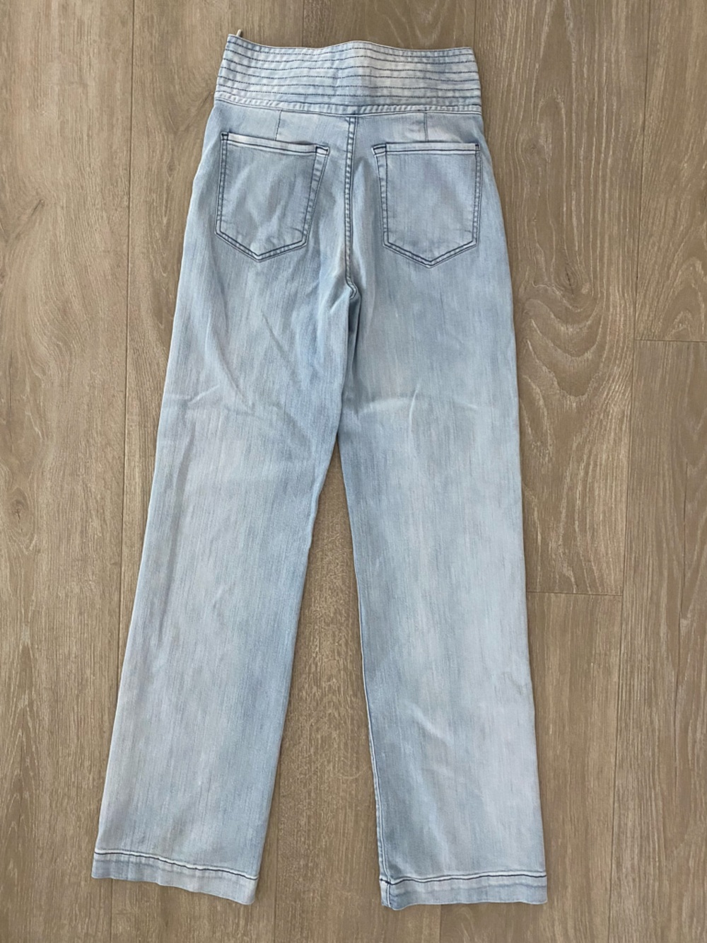7 For All Mankind - Tie Waist Wide Leg Jeans Light Wash - Size 28 - Picture 3 of 8